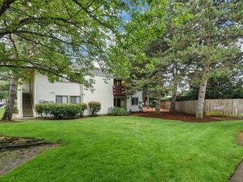 Grass foothills apartments portland or